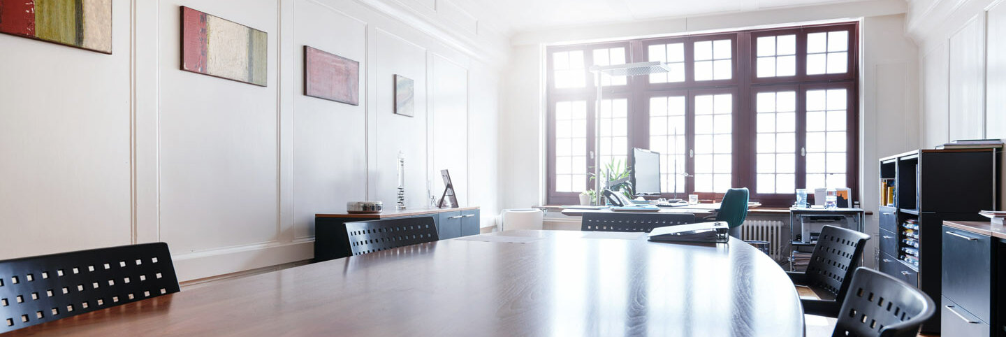 Büro eines Rechtsanwalts von fischer & sievi.